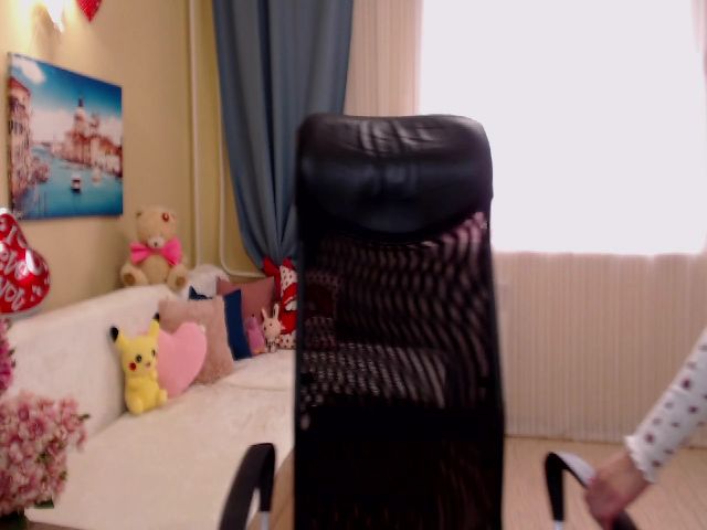 Live sex webcam photo for Magic_Eyes_ #268738013