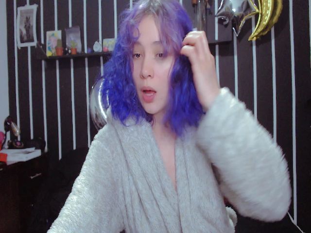 Live sex webcam photo for VelvetyBlue #268738880