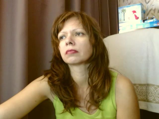 Live sex webcam photo for PrettyHairyxx #268741407