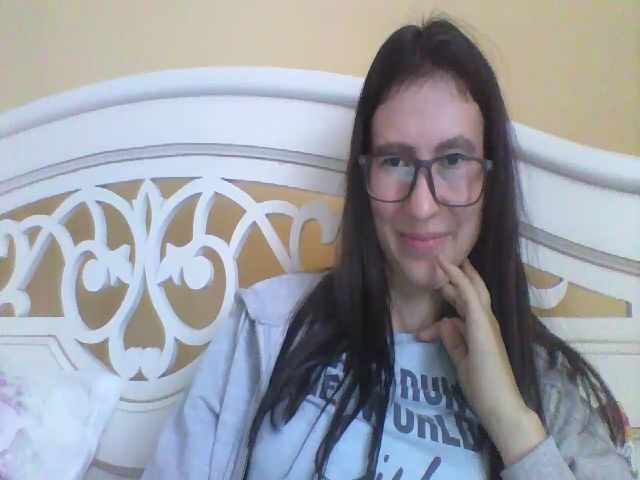 Live sex webcam photo for JUST7U #268746078