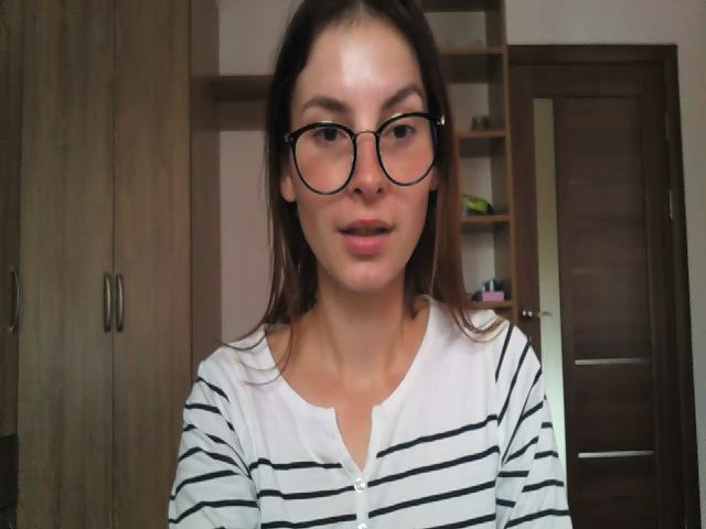 Live sex webcam photo for MisssSun #268742572