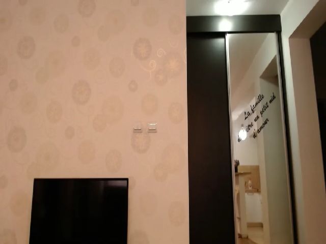 Live sex webcam photo for Charly_jo #268742745