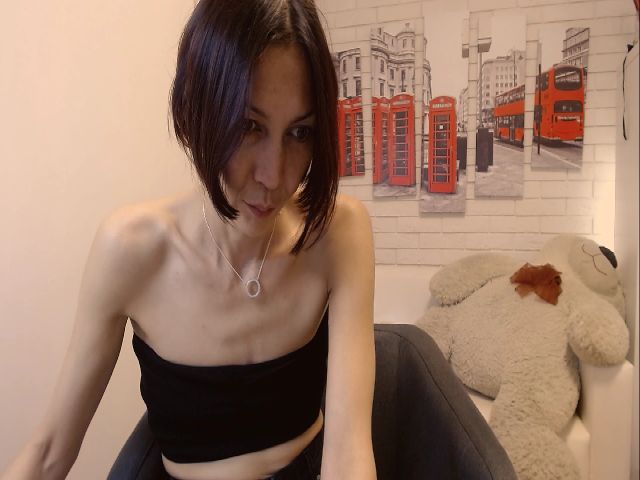 Live sex webcam photo for NicoleDevlin #268742684