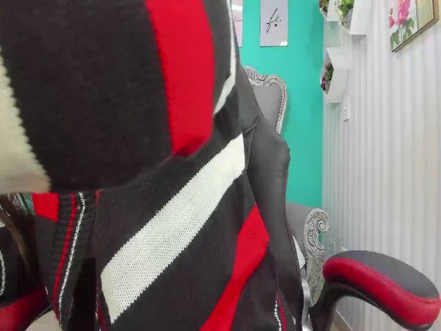 Live sex webcam photo for Alejavelez_ #268745985