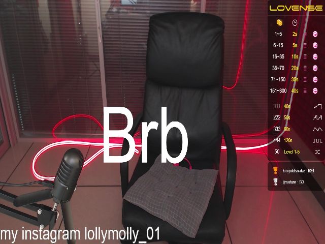 Live sex webcam photo for MollyLoo #268747216