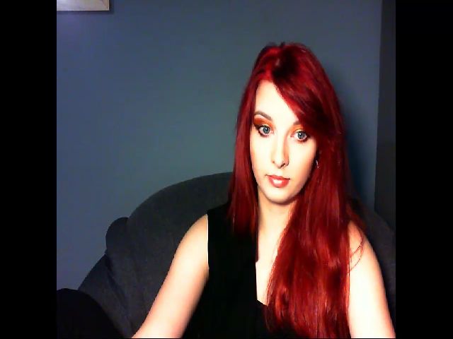 Live sex webcam photo for VirginLuna18 #268746166