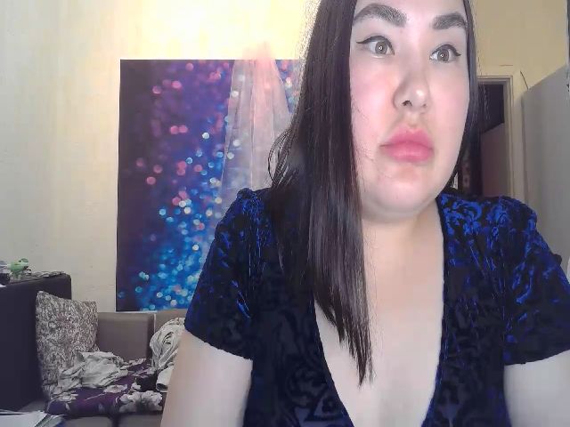 Live sex webcam photo for AzizaRed #268752476