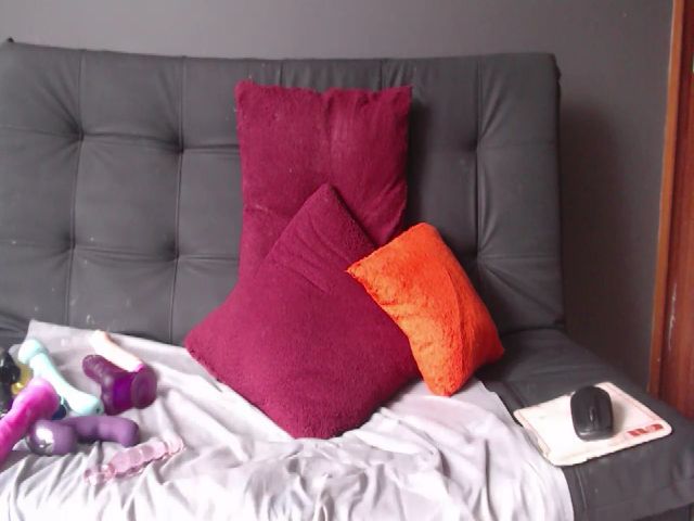 Live sex webcam photo for Latin__curly #268751509