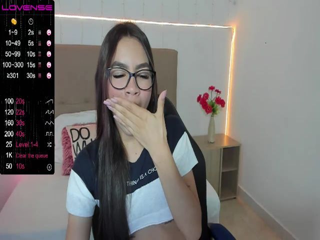 Live sex webcam photo for Nicol_sofia_ #268752694