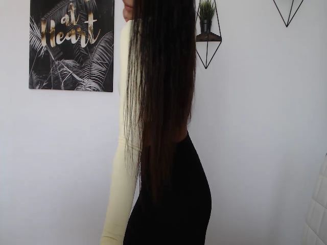 Live sex webcam photo for Rose4Lucy #268741085