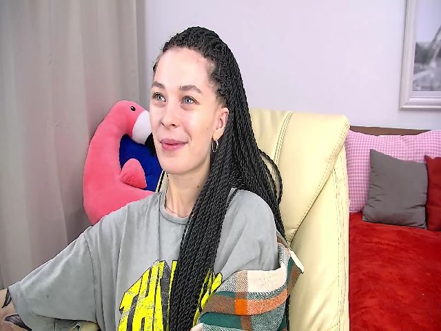 Live sex webcam photo for JessieSwan #268751517