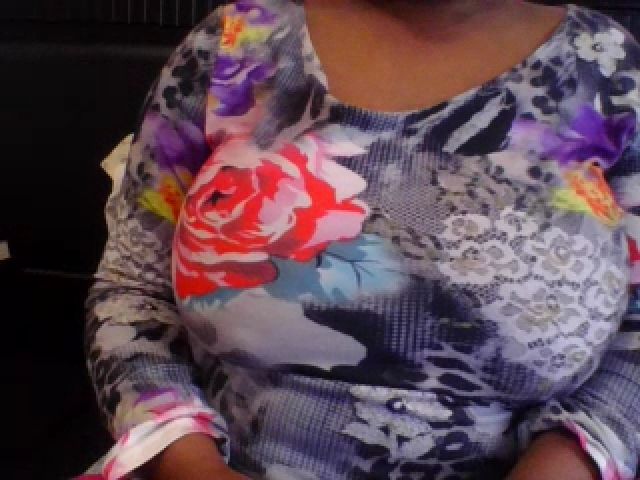 Live sex webcam photo for TheMajestibbb #268741904