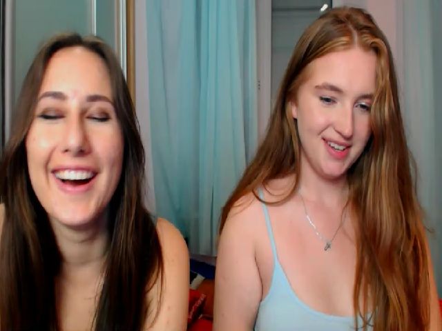 Live sex webcam photo for NikkySonge #268737222