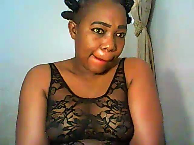 Live sex webcam photo for AfriPrincess #268745073