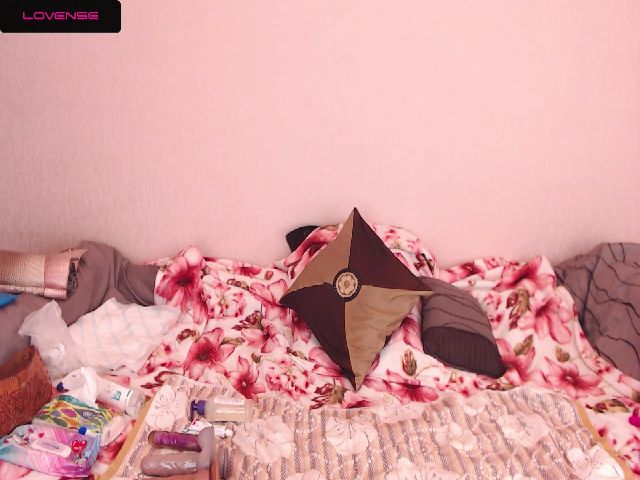 Live sex webcam photo for BraveSpirit4u #268751788