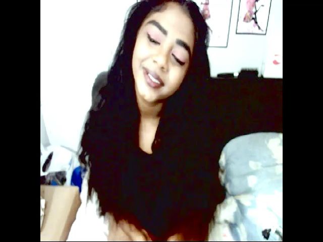 Live sex webcam photo for Indian_FireXX #268741153