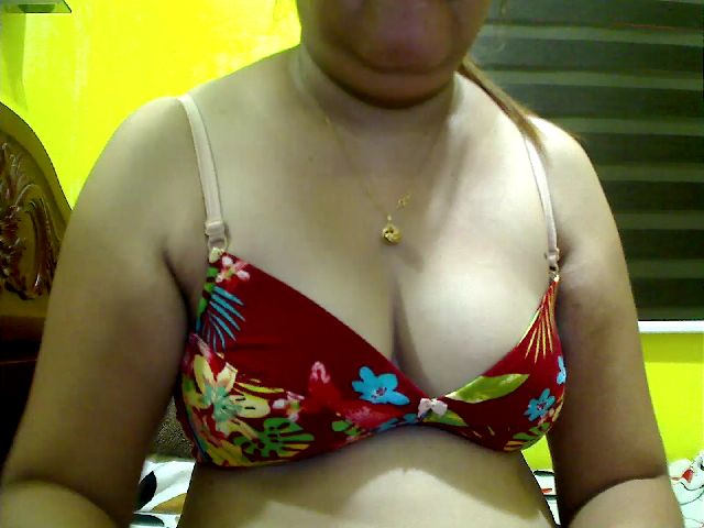 Live sex webcam photo for LiL_Spermaid #268739307