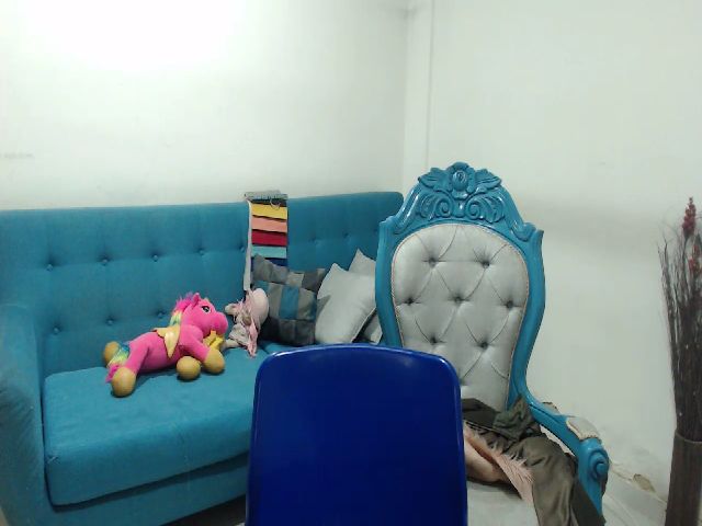 Live sex webcam photo for BLUE_DIAMOND3 #268750638