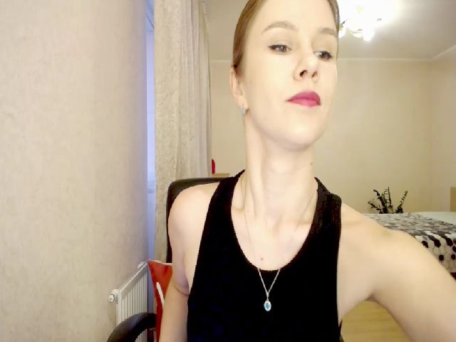 Live sex webcam photo for Yoursweetann #268747671