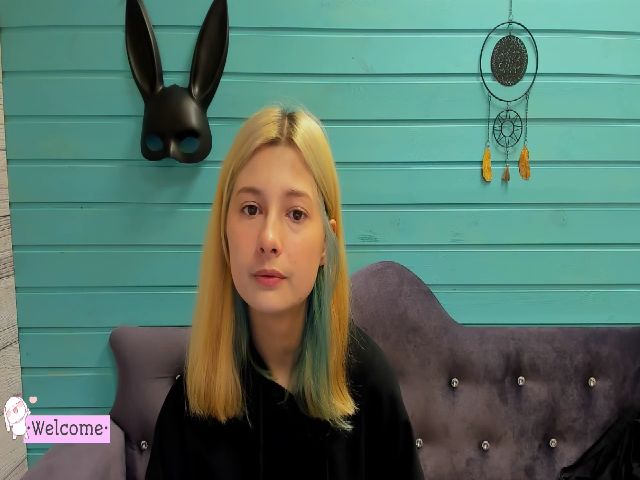 Live sex webcam photo for Harperallgood #268737396