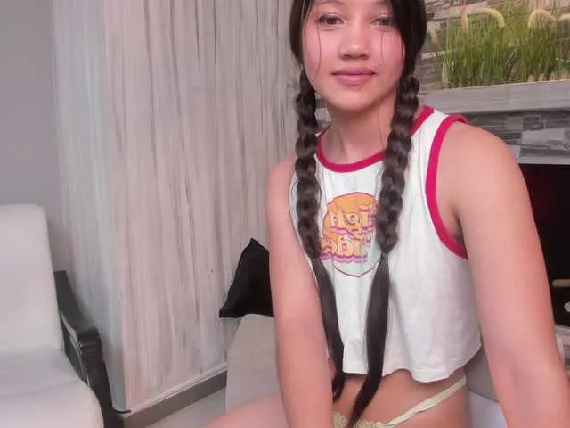 Live sex webcam photo for MandyWolf #268748781