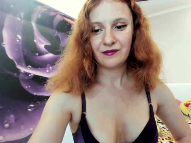 Live sex webcam photo for ladybigsmile #268760677