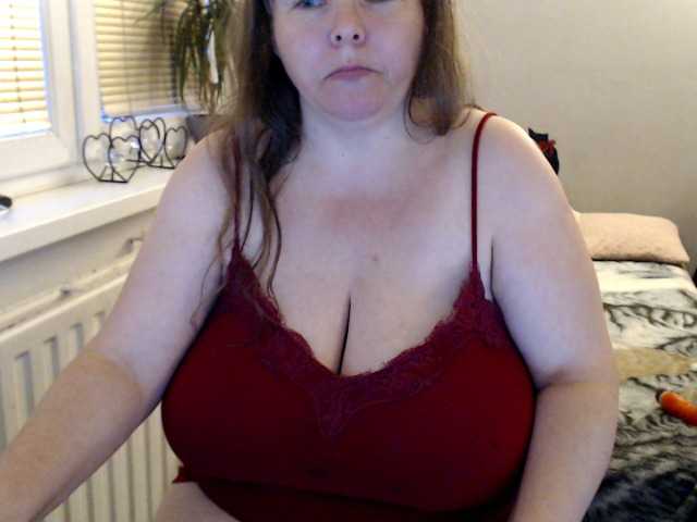 Live sex webcam photo for Bessy123 #268770865