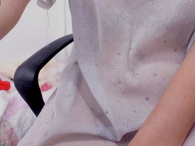 Live sex webcam photo for ScarleetLiz #268755322