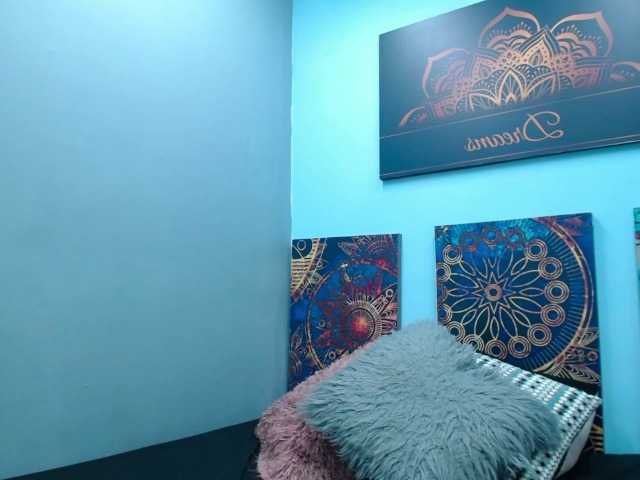 Live sex webcam photo for Cristal-Light #268771144