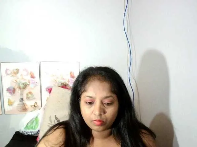 Live sex webcam photo for Indiantasha #287986169