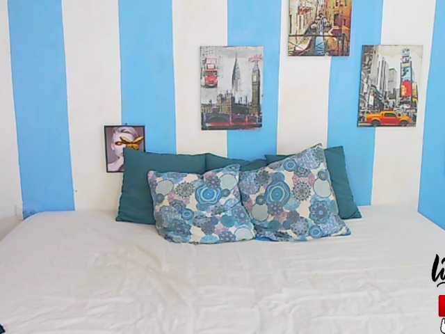 Live sex webcam photo for RacheelPierce #268771338