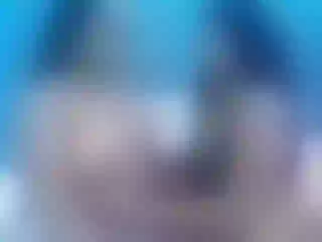 Live sex webcam photo for kendall-tasha #268755143