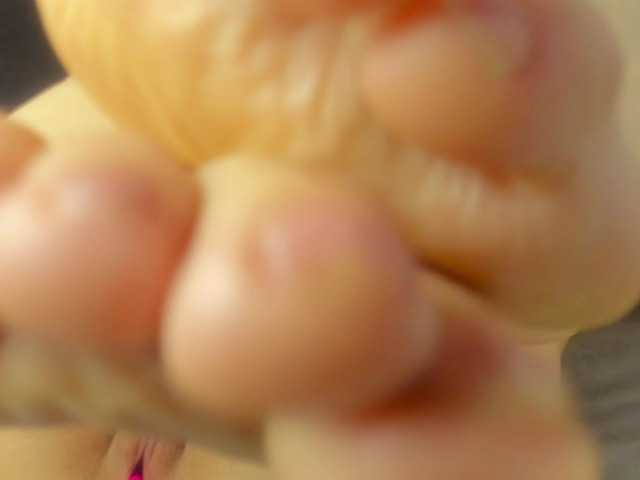 Live sex webcam photo for swtt-lilly #268755333