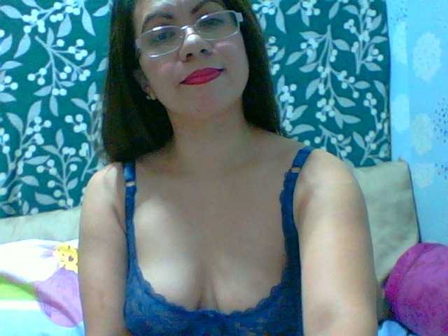 Live sex webcam photo for Scarletteb #268755501