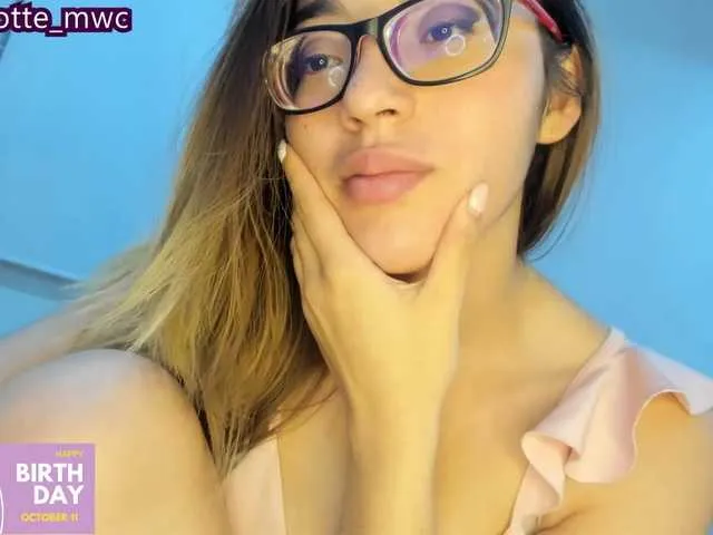 Live sex webcam photo for Charlotte-mwc #268761123