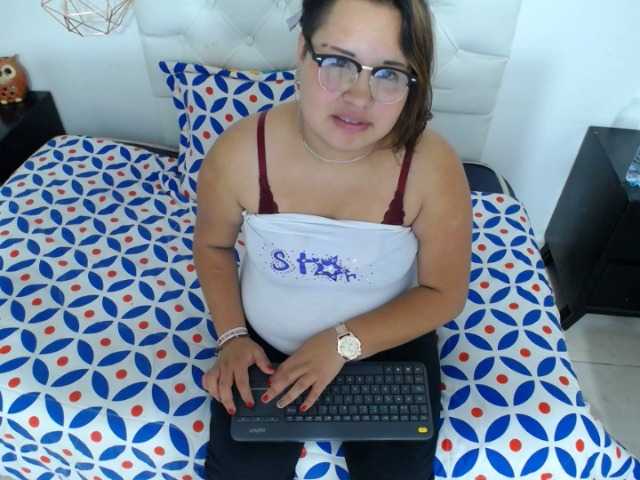 Live sex webcam photo for eliza-n-dani #268761145