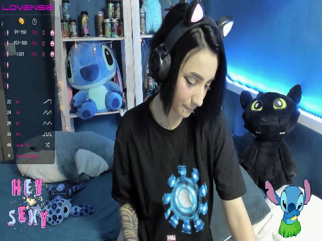 Live sex webcam photo for Nikki_Carter #268758067