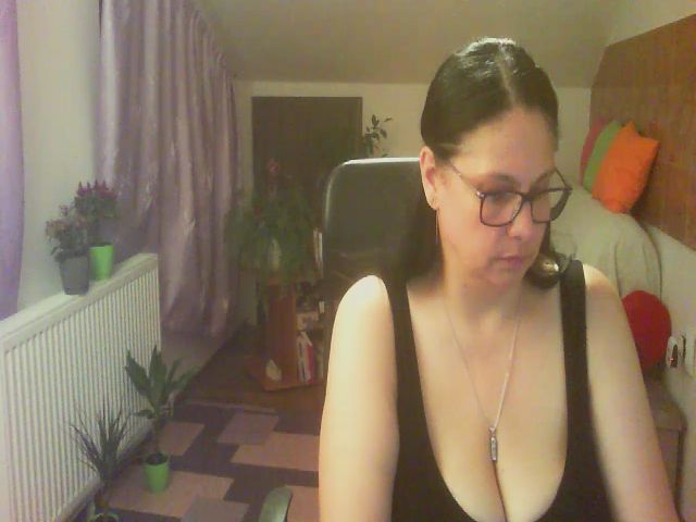 Live sex webcam photo for boosty4you #268775476