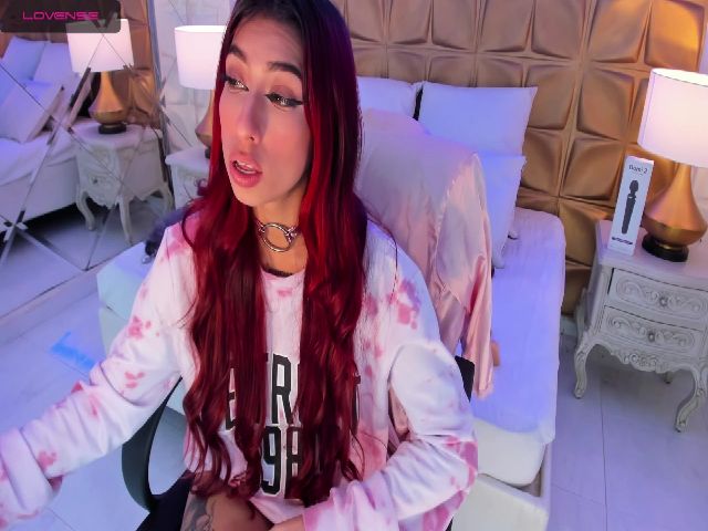 Live sex webcam photo for CandyLaw_ #268768060