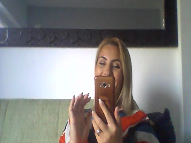 Live sex webcam photo for madamm #268763469