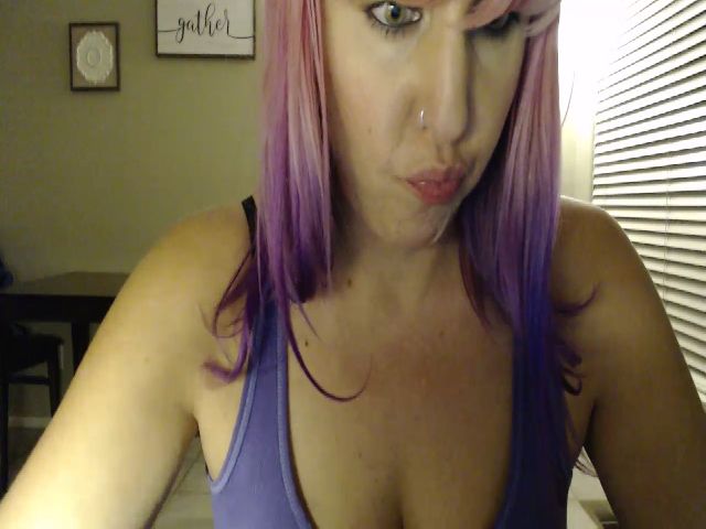 Live sex webcam photo for Sparkle_Pinup #268763665