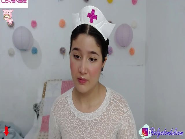 Live sex webcam photo for Em_aa #268757225