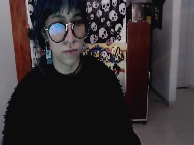 Live sex webcam photo for umaru_michae #268768567