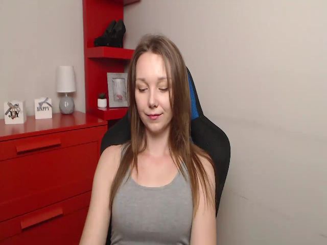 Live sex webcam photo for Little_ZOE #268762016