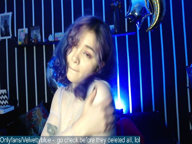 Live sex webcam photo for VelvetyBlue #268758782