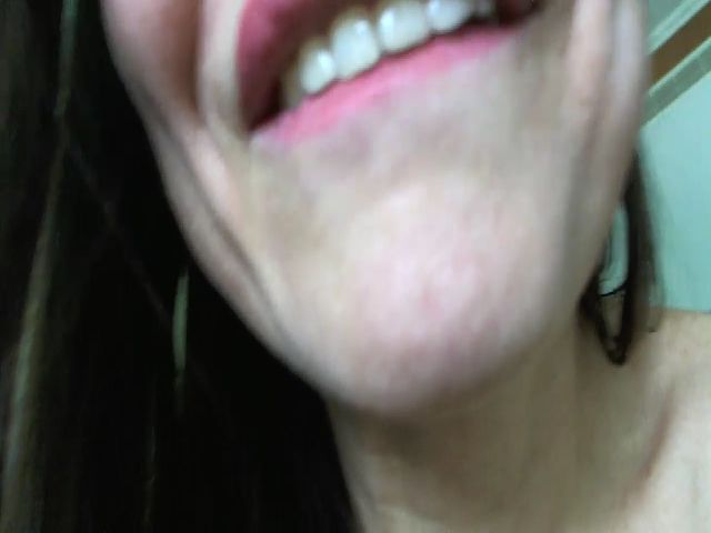 Live sex webcam photo for Whitepantherr #268766302