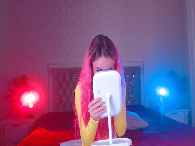 Live sex webcam photo for Sarah_Pink #268774179