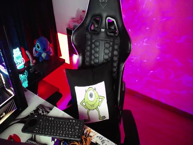 Live sex webcam photo for BiancaMiller #268763420