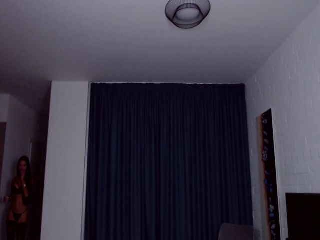 Live sex webcam photo for ElegantMilena #268775795