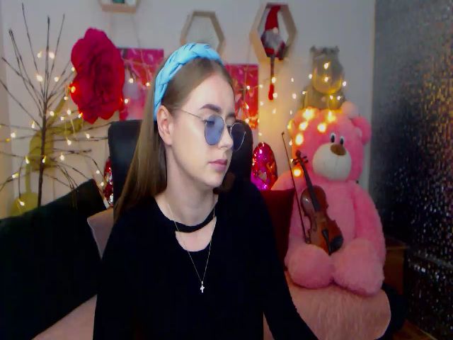 Live sex webcam photo for Corey_Allen #268762298